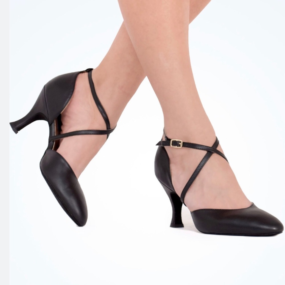 Capezio X Strap Pump Dance Shoe 2.75" black leather sz 9